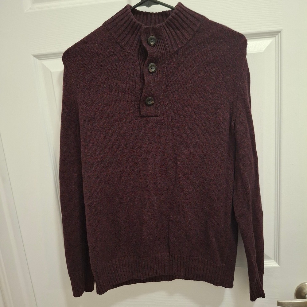 American Eagle Mens S Seriously Soft‎ 3 Button Henley Mock Neck Sweater Burgundy